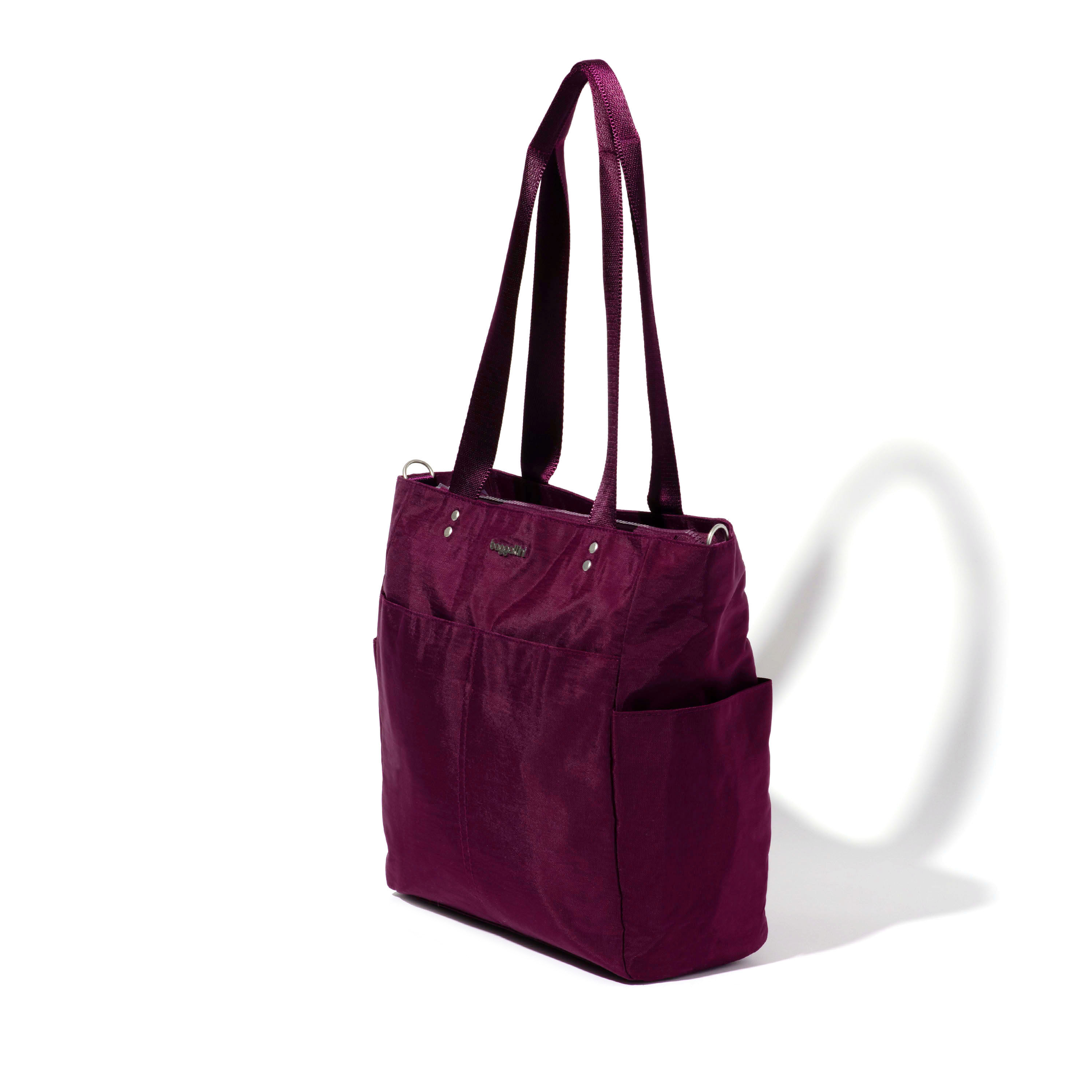 True Classic Daily Tote