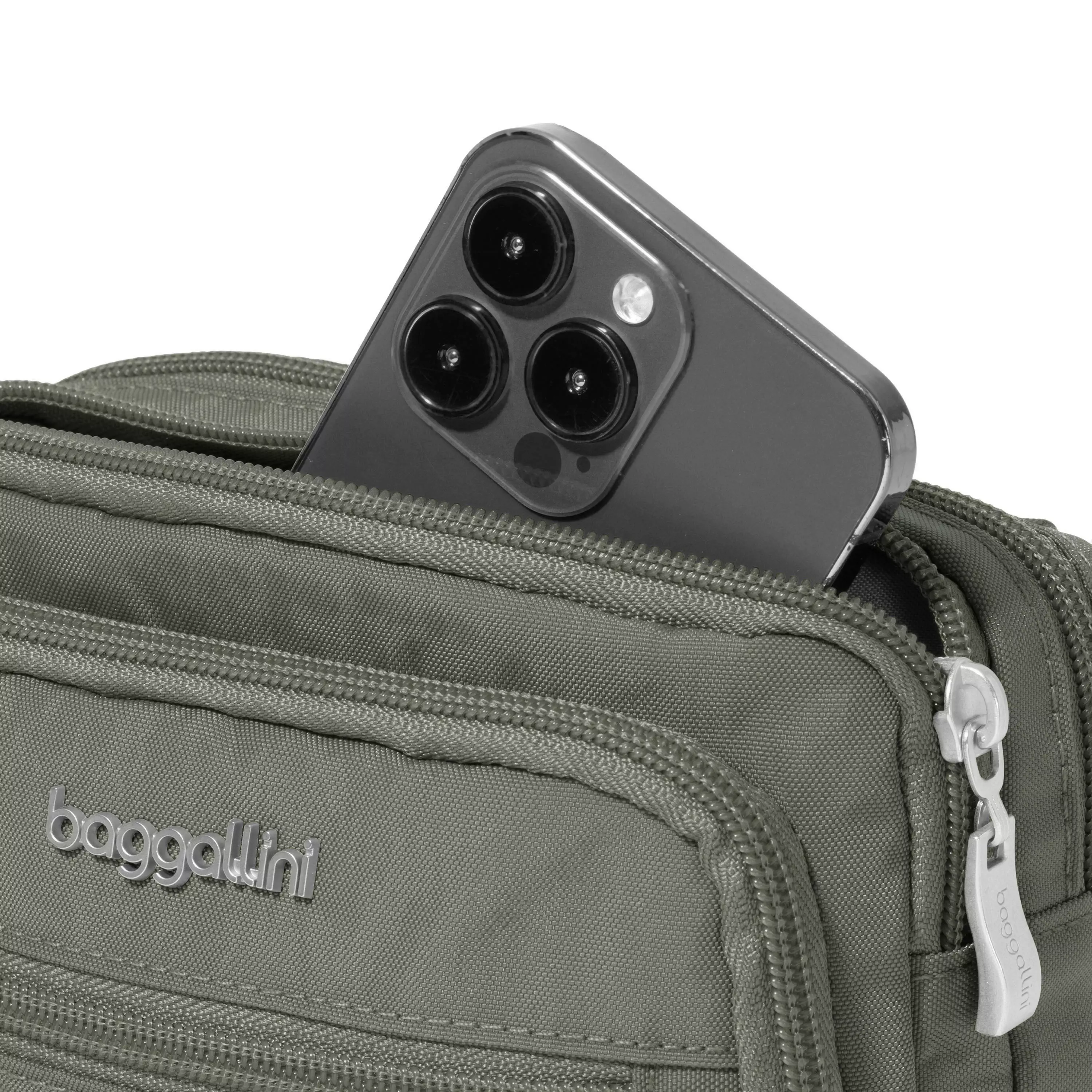 Legacy Triple Zip Bagg