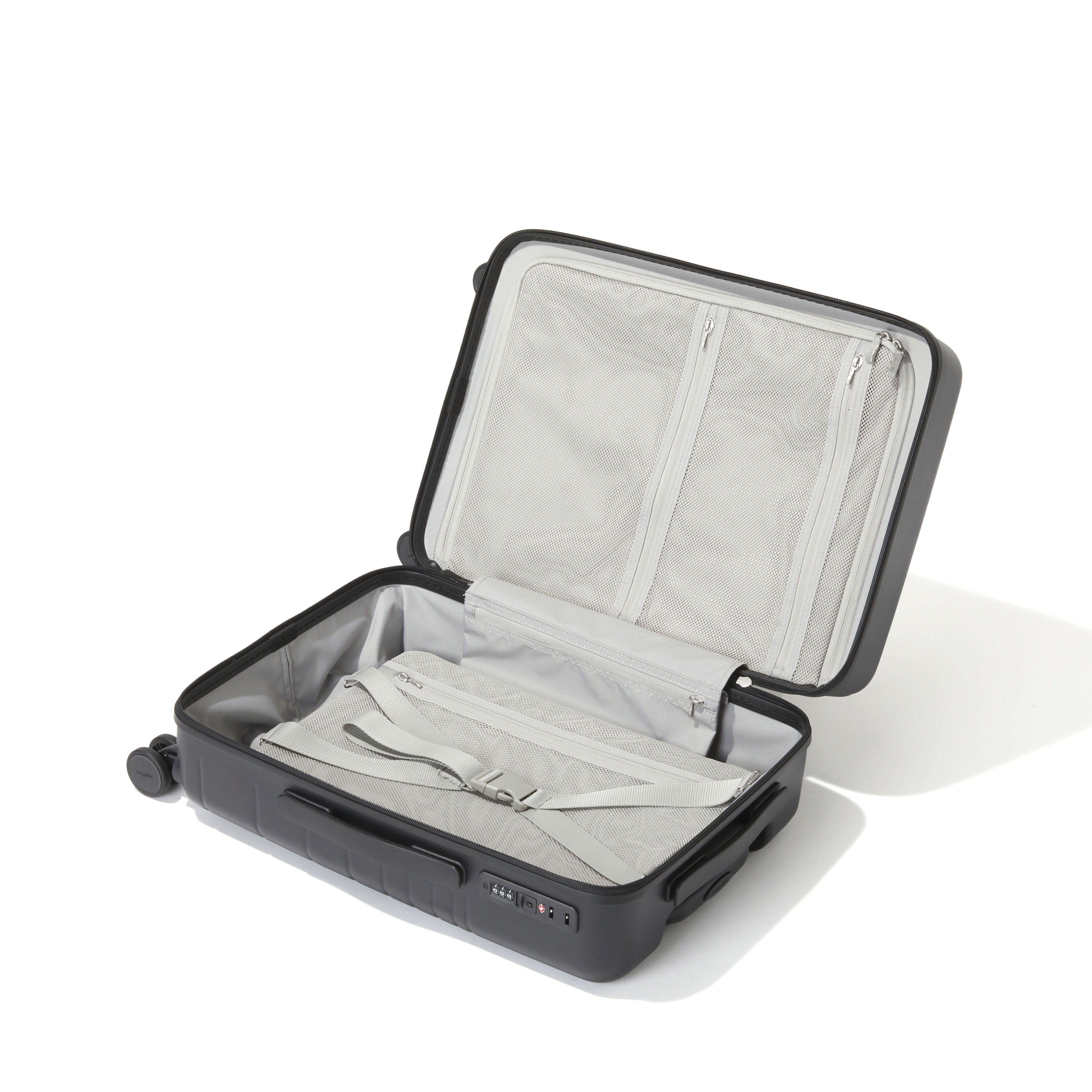 Set Wave 22” 4 Wheel Hardside Carry-On