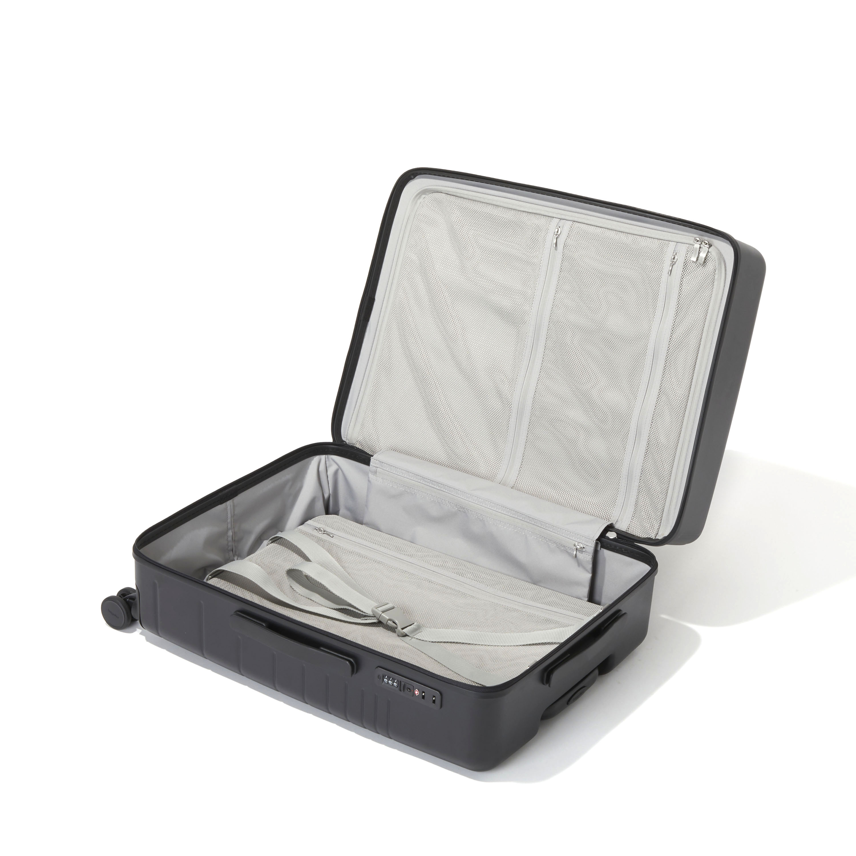 Set Wave 26” 4 Wheel Hardside Luggage